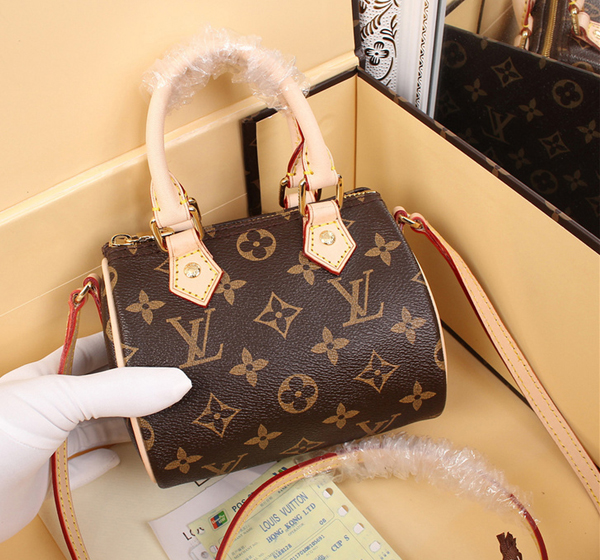 完売必至!ルイヴィトン ナノスピーディ 偽物★ジャイアントモノグラム スーパーコピー M61252